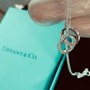 Tiffany & Co. Interlocking Circles Pendant Sterling Silver Necklace